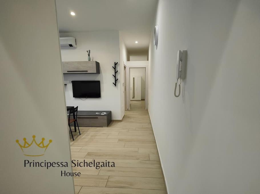 Principessa Sichelgaita House Salerno Exterior foto